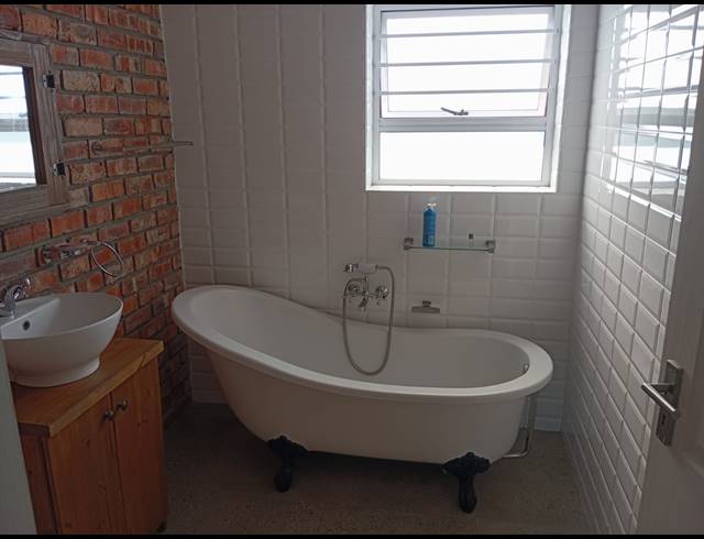3 BEDROOM FREESTANDING TO LET IN CANNONVILLE